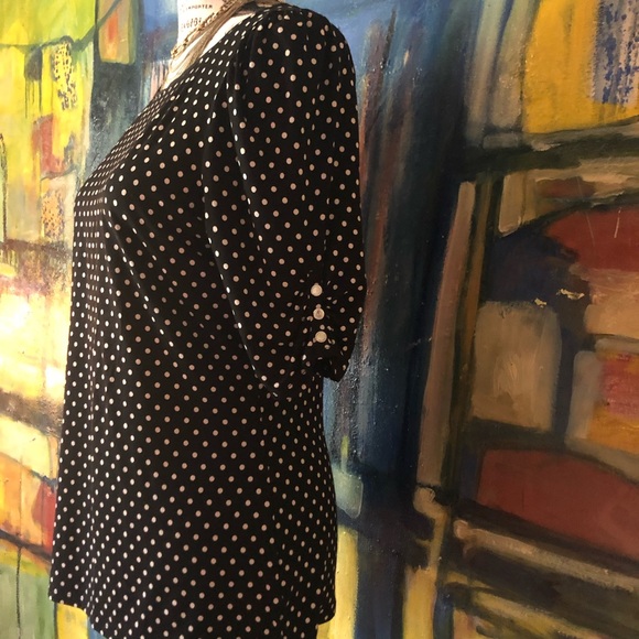 WHBM polka dot scoop back blouse size medium - Picture 3 of 7